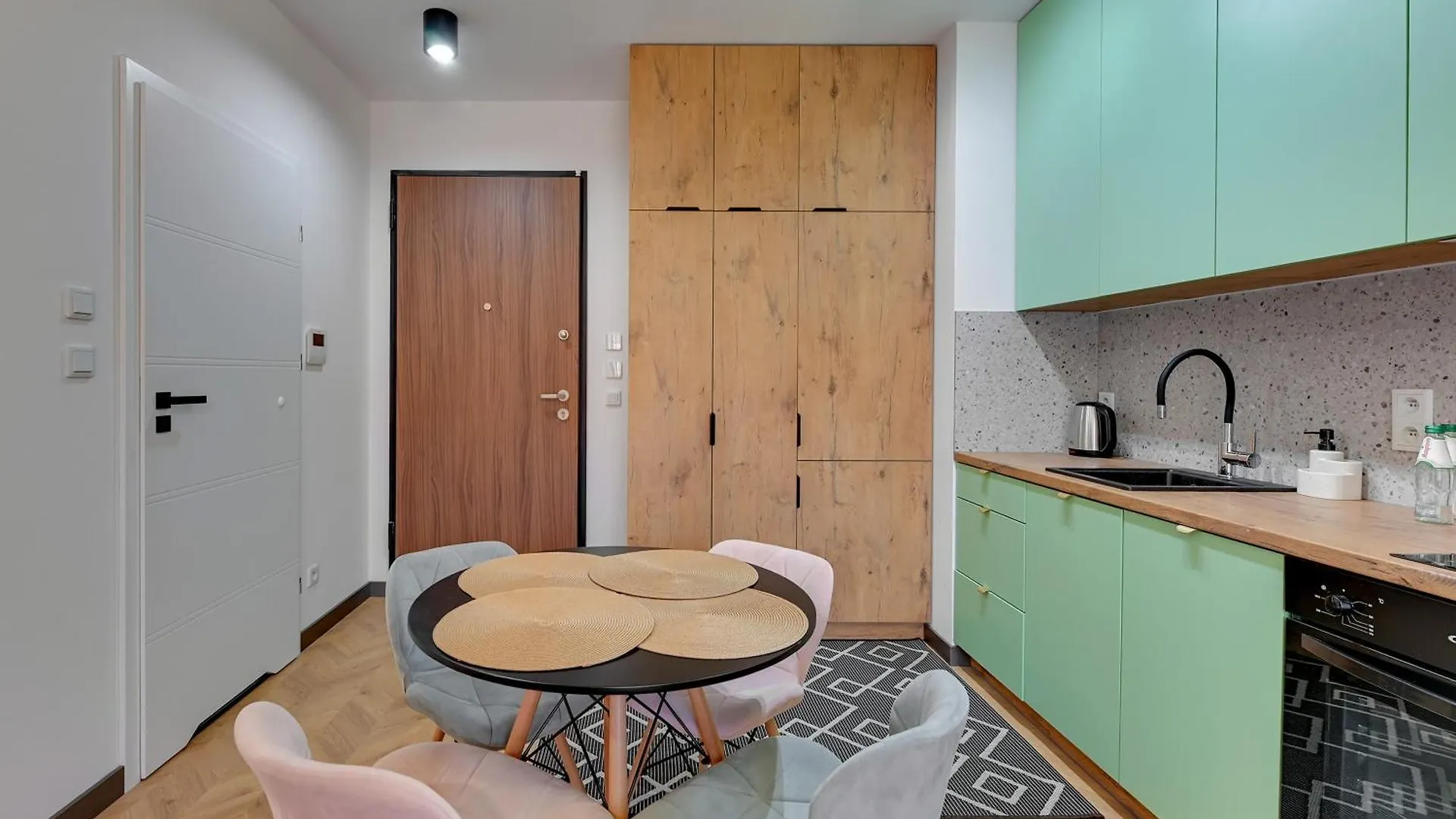 Nadmotlawie Deluxe 5 By Grand Apartments غدانسك بولندا